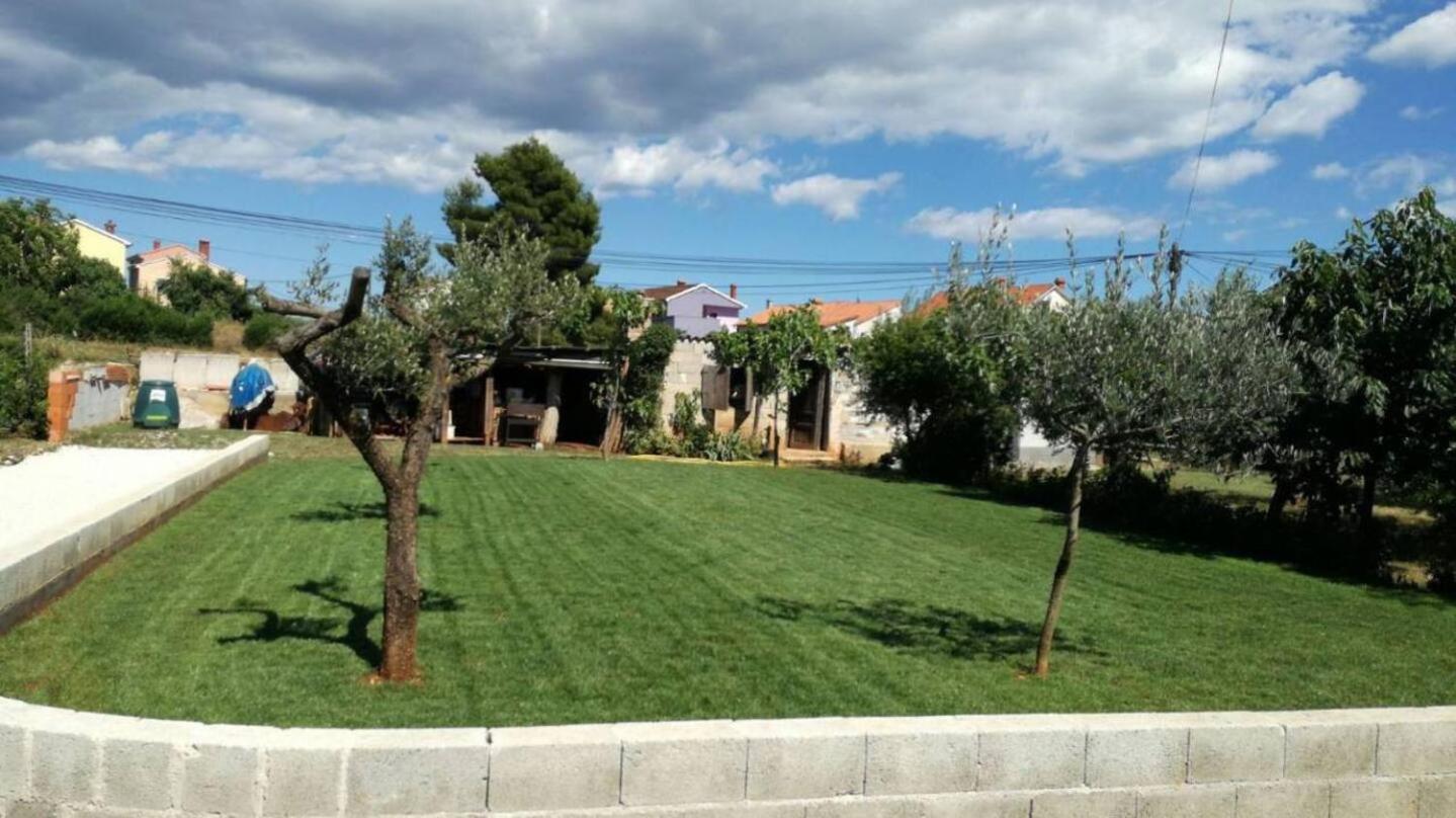Apartman Topolino Vodnjan Buitenkant foto